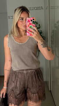 Short Chiara