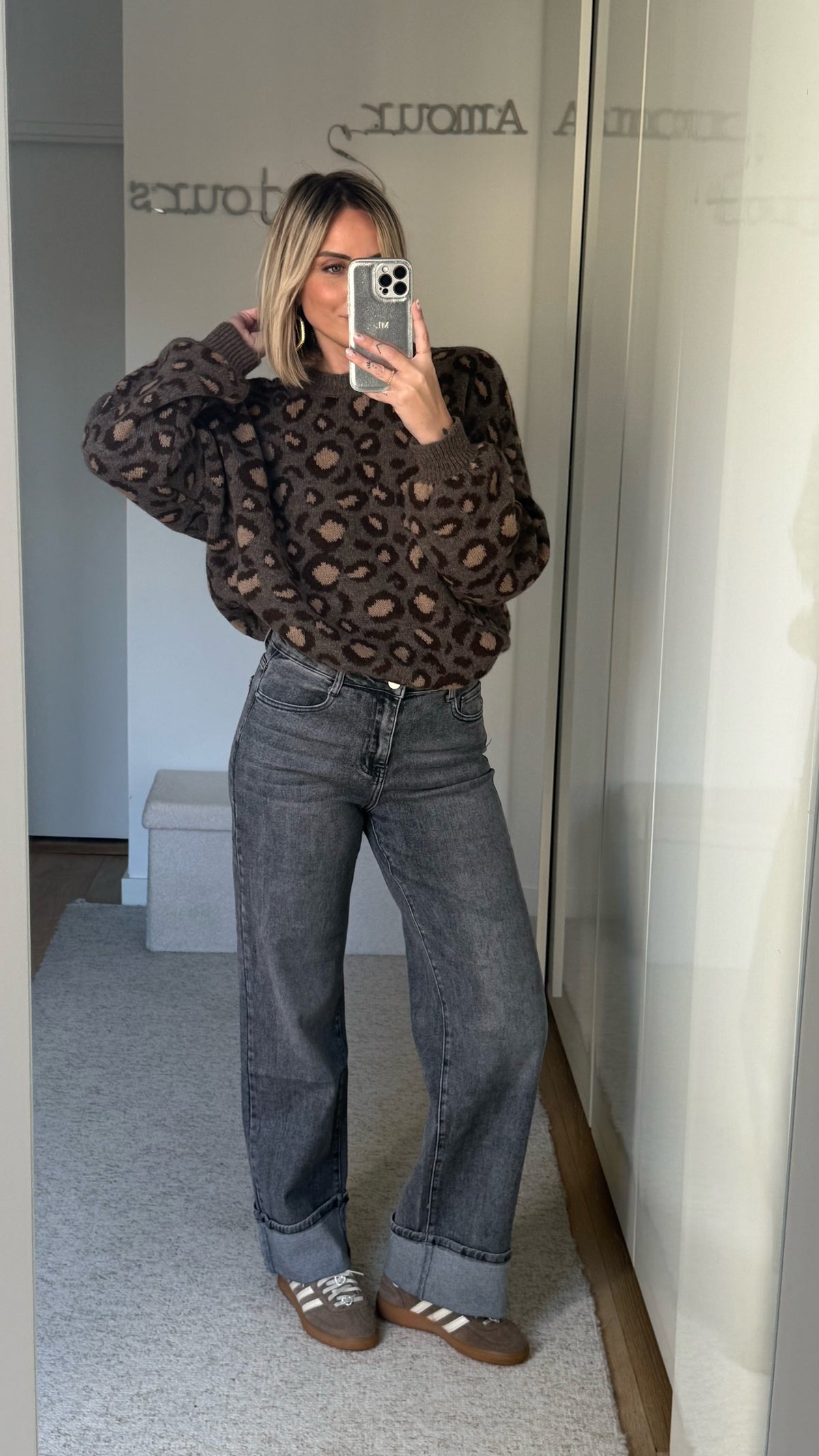 Jean Lily - ROSABAYA